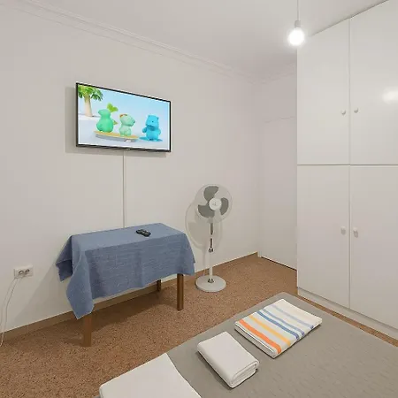 Your Refuge Overlooking Port 6a *