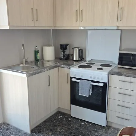 Your Refuge Overlooking Port 6a Lejlighed