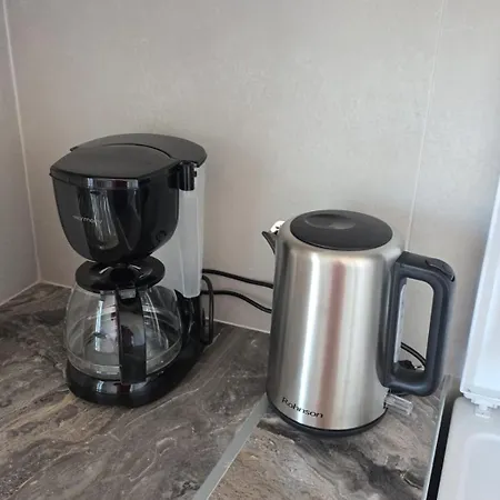 Your Refuge Overlooking Port 6a Lejlighed